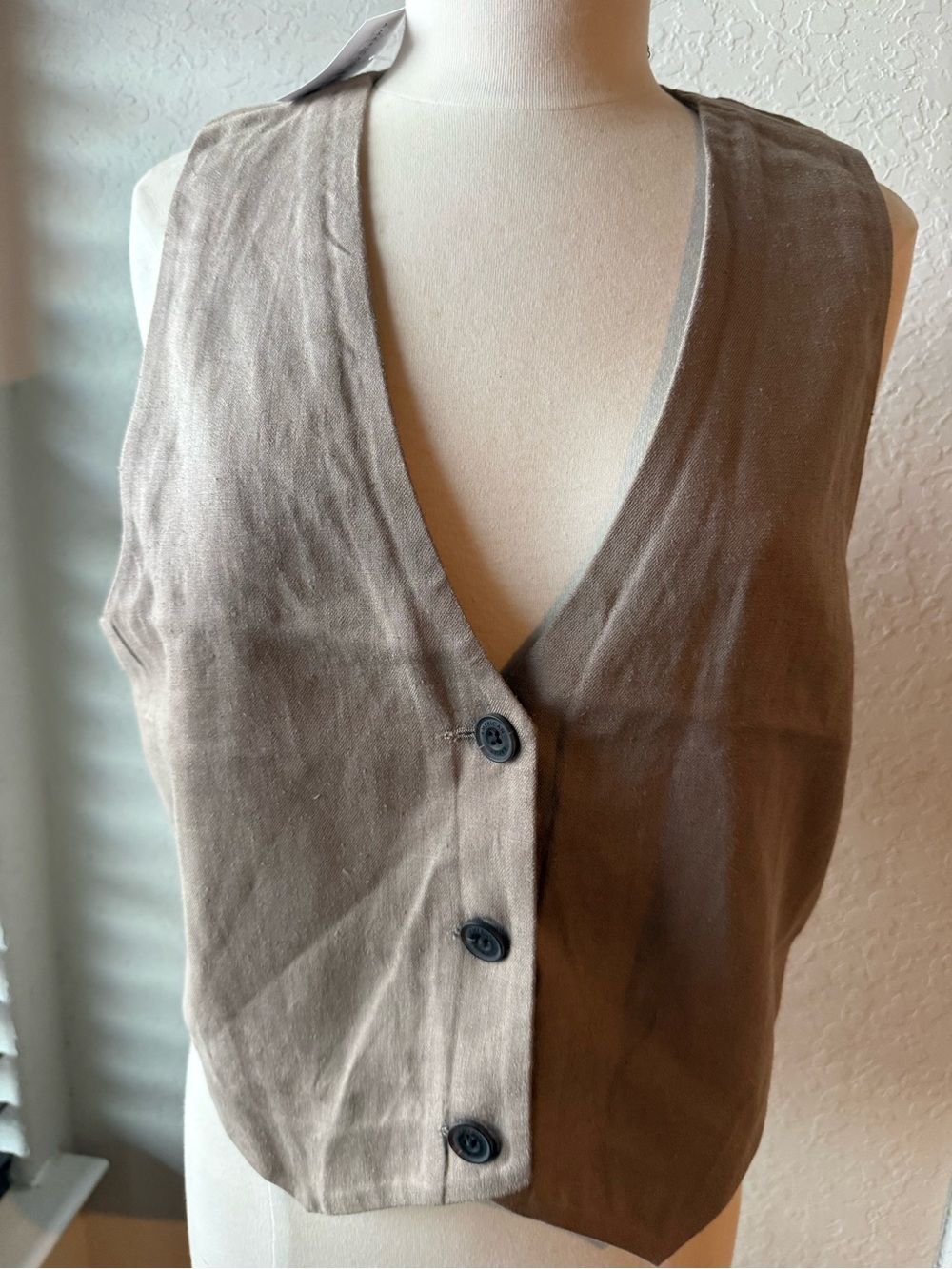 American Eagle Outfitters Brown Button-Front Women's Vest - Picture 6 of 11